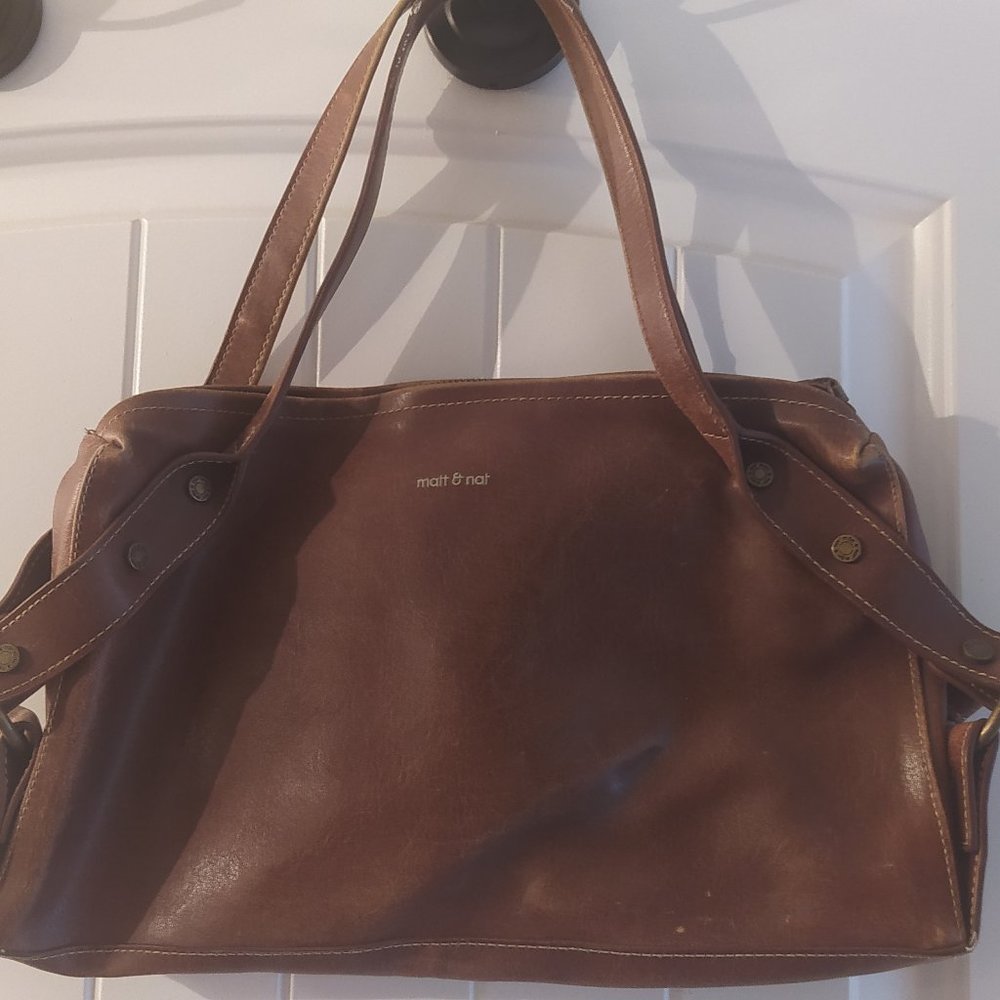 Cute gently worn Matt and Nat purse
